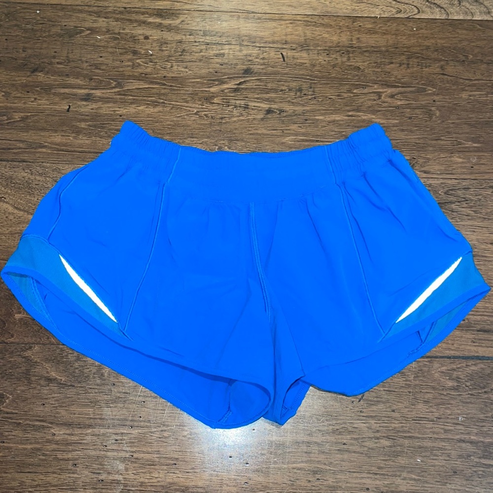 blue lululemon hotty hot low rise 2.5 shorts!